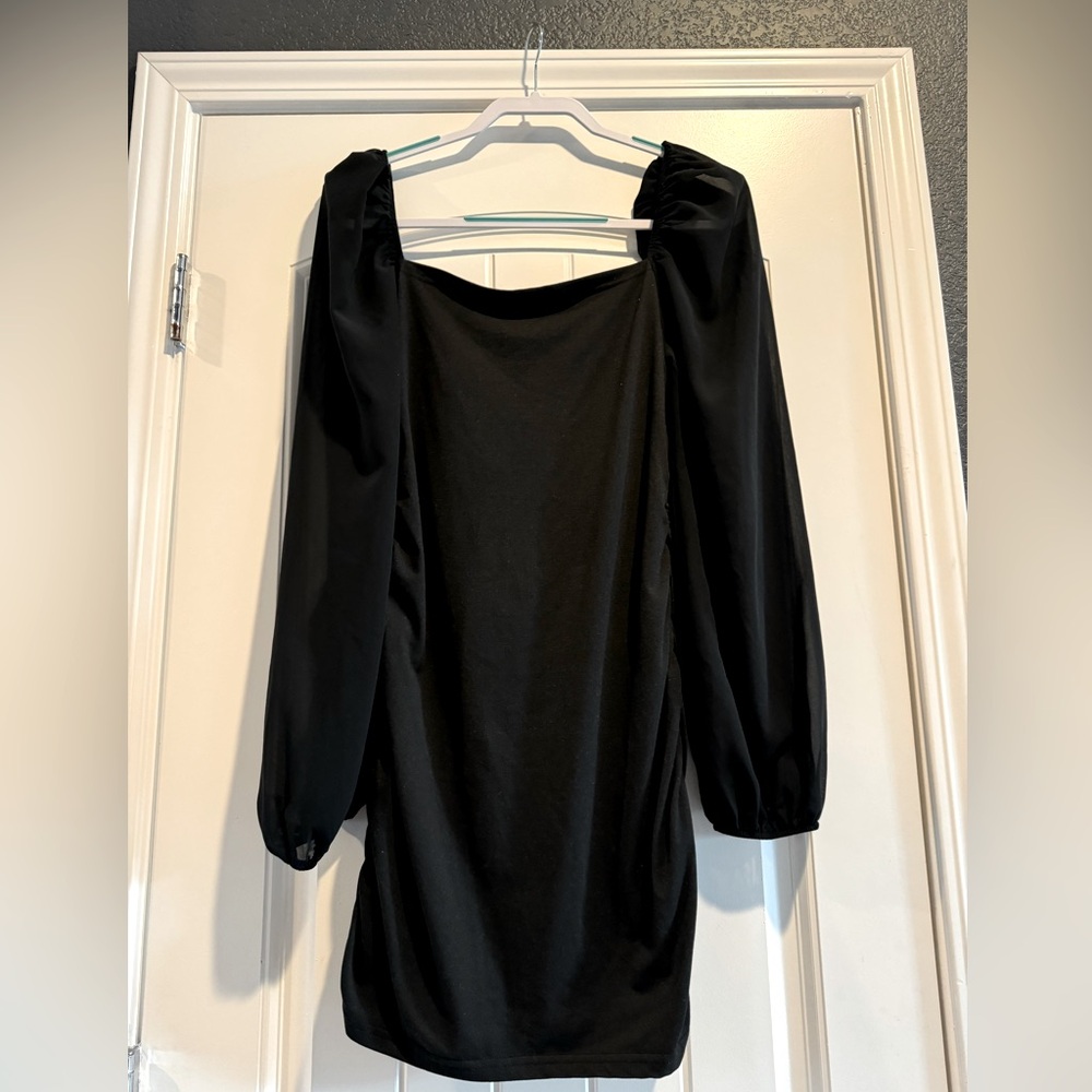 Women’s dress